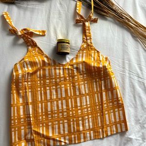 Blouse bundle with candle